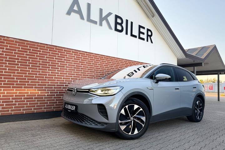Grå VW ID.4 fra 2021 set udefra
