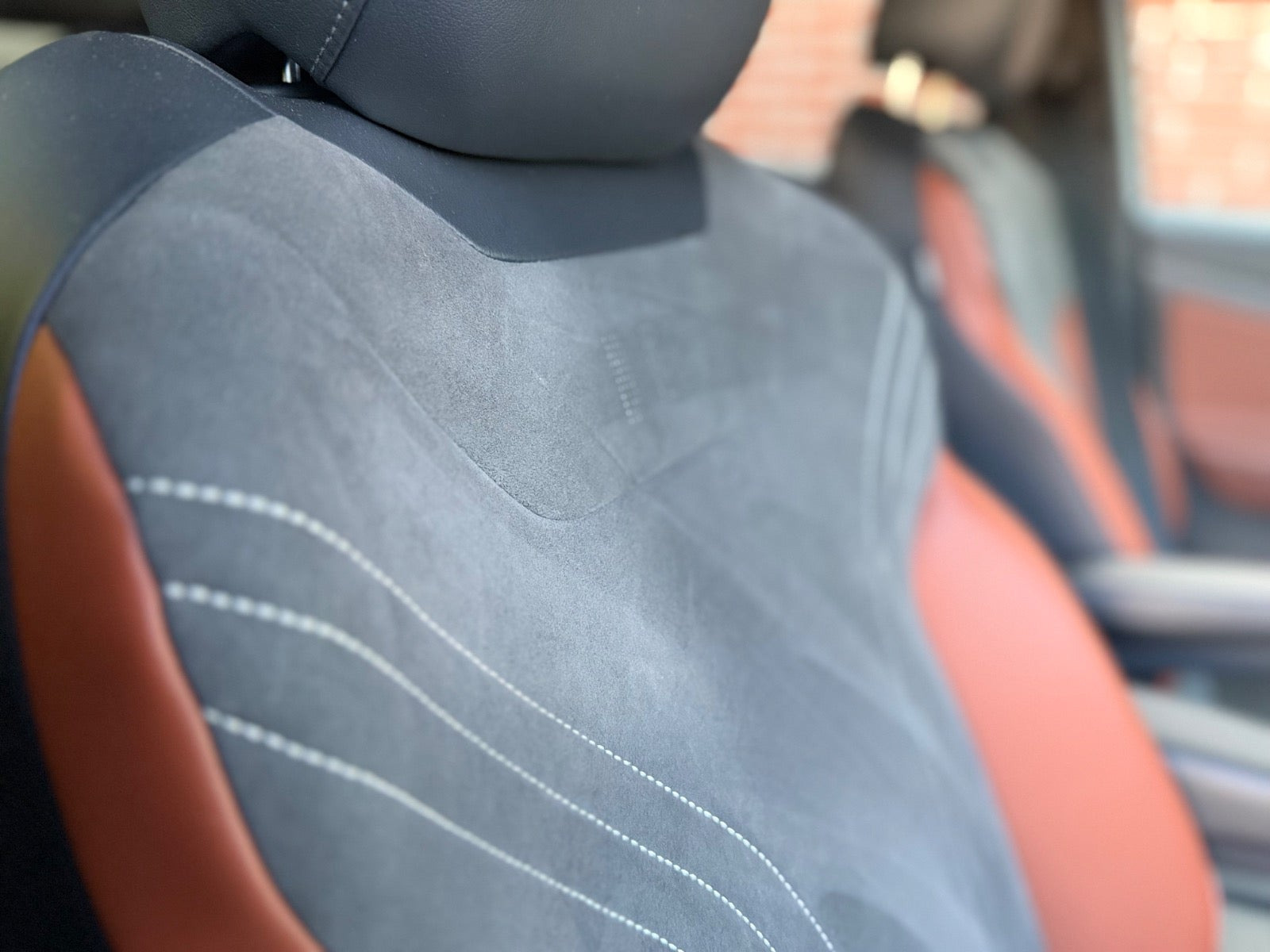Grå VW ID.4 fra 2021