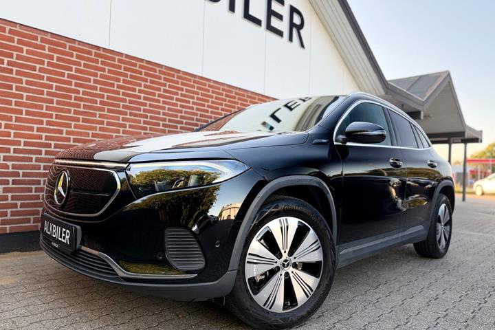 Sort Mercedes EQA250 fra 2021