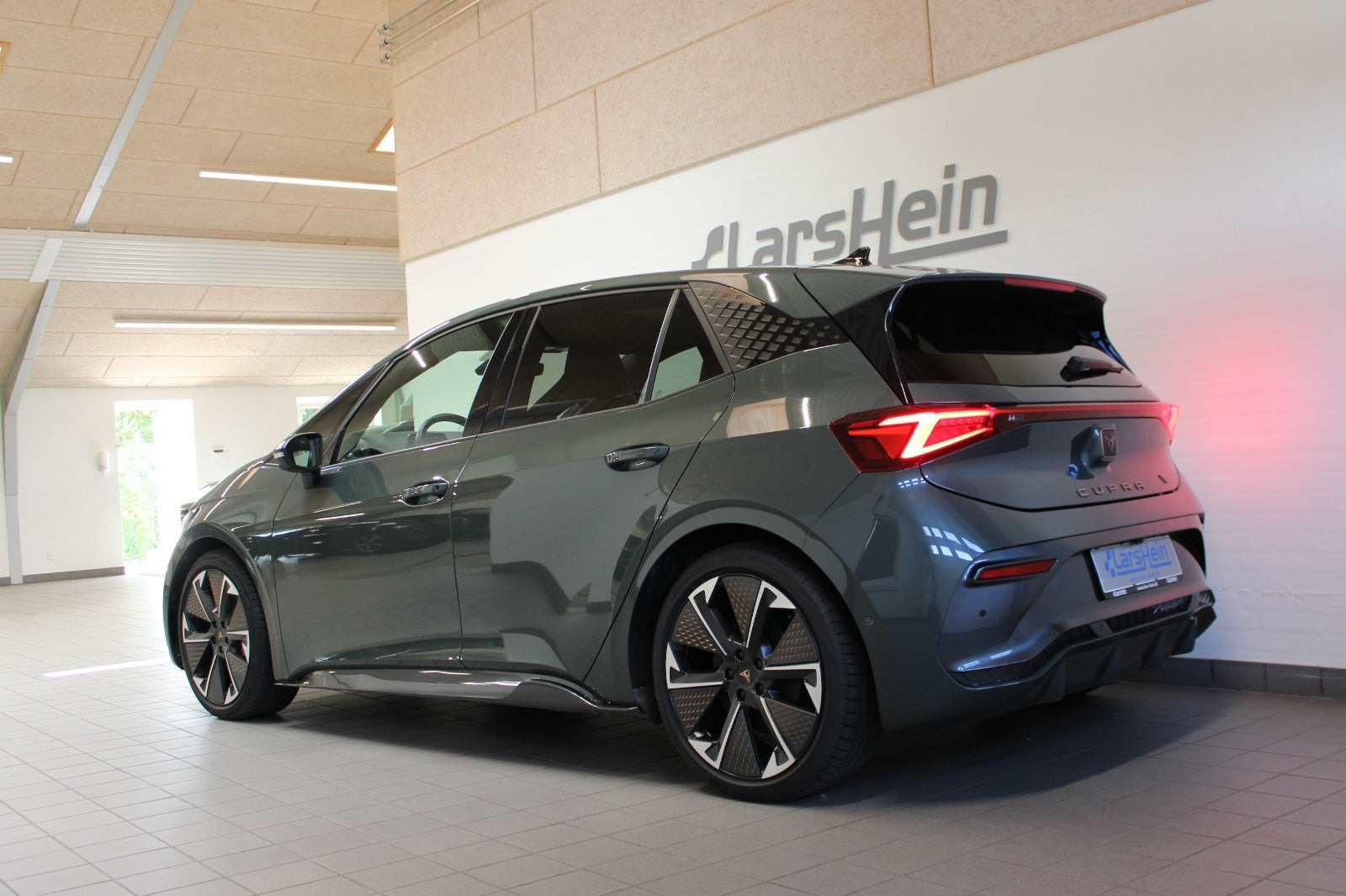 Grøn Cupra Born fra 2025