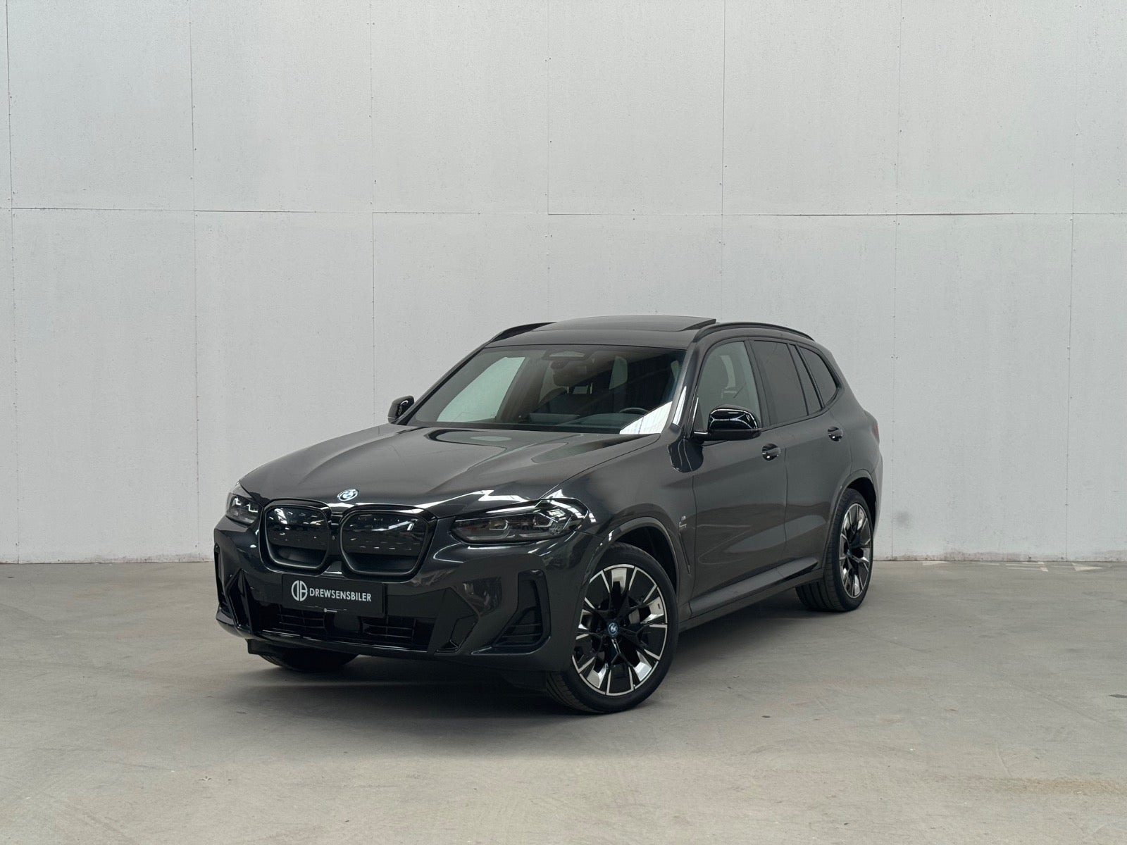BMW iX3 Charged Plus M-Sport