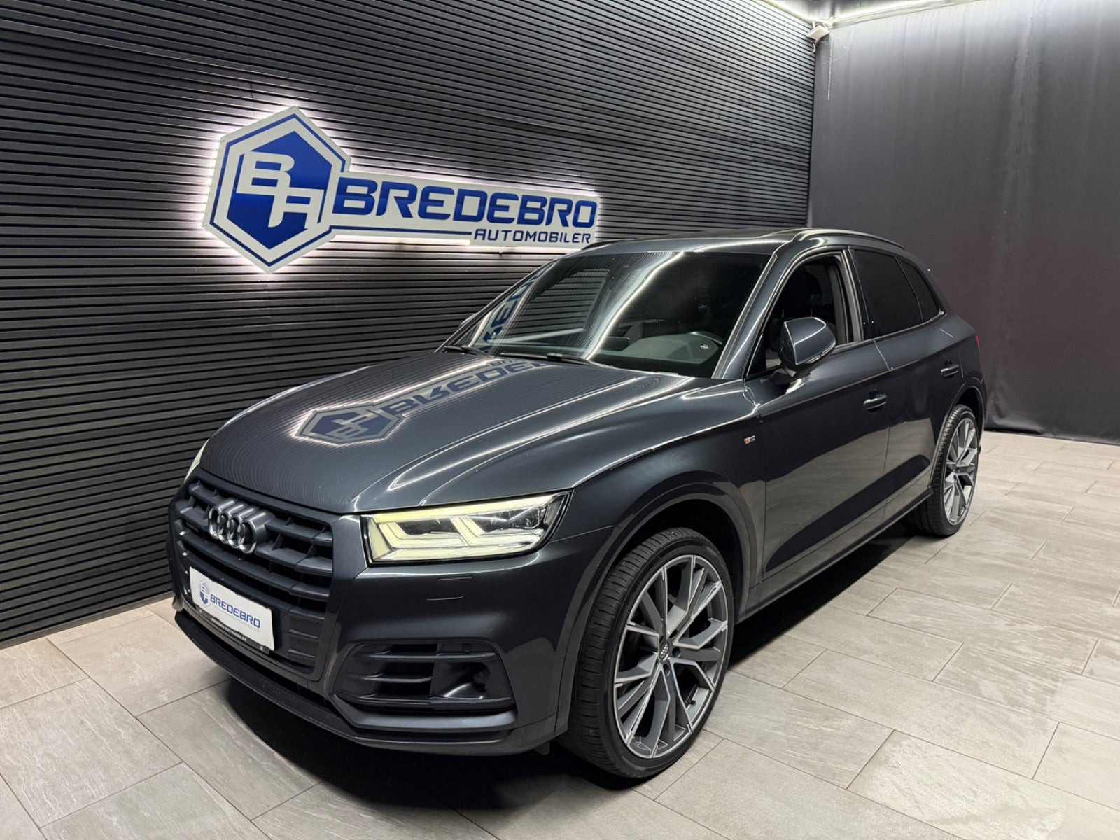 Audi Q5 3,0 TDi 286 S-line quattro Tiptr.