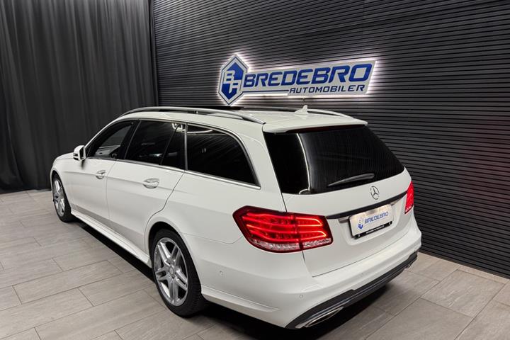 Hvid Mercedes E350 fra 2014