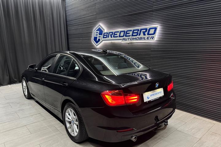 Sort BMW 316d fra 2014
