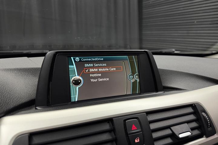 Sort BMW 316d fra 2014