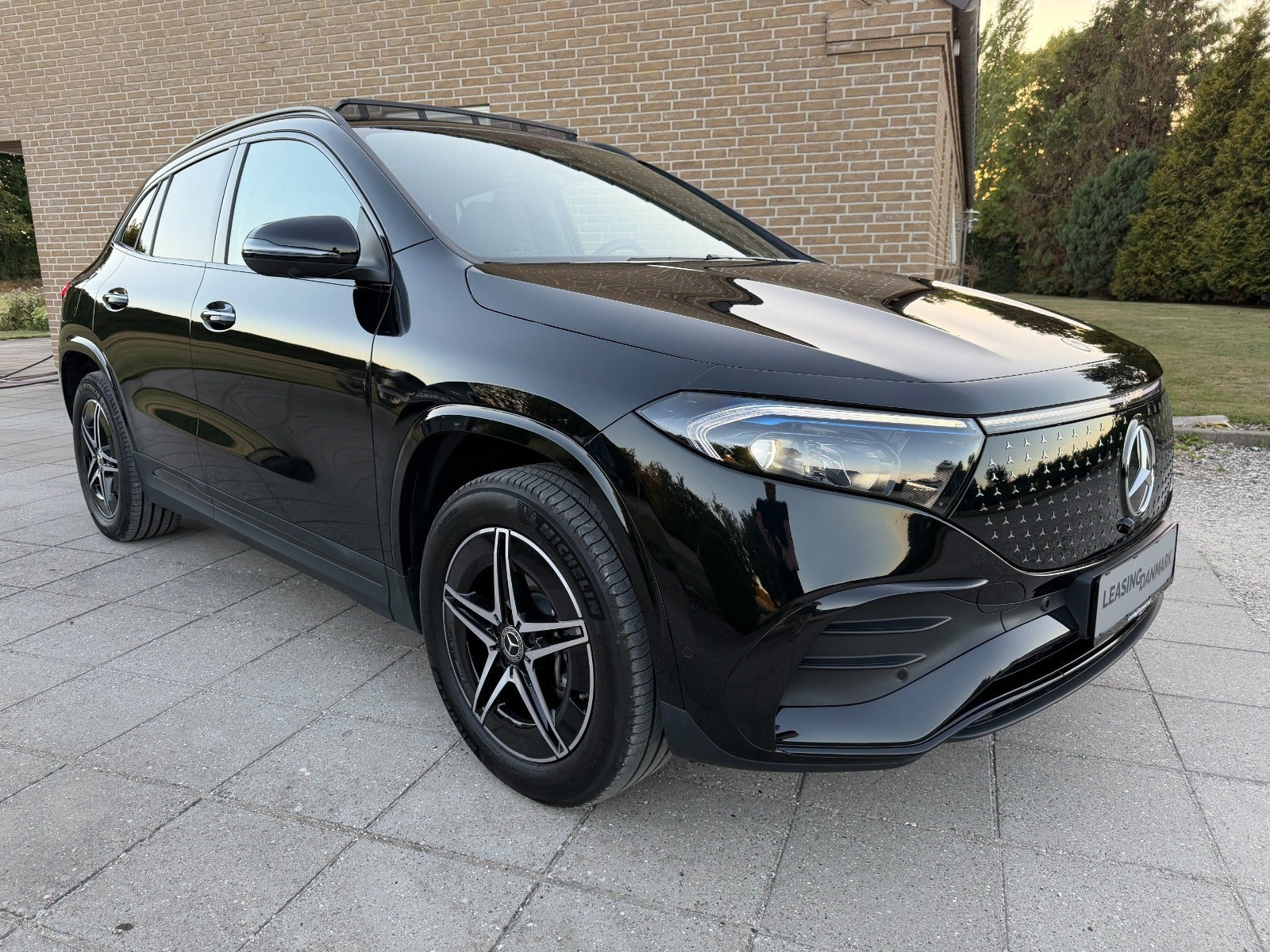 Sort Mercedes EQA250+ fra 2025