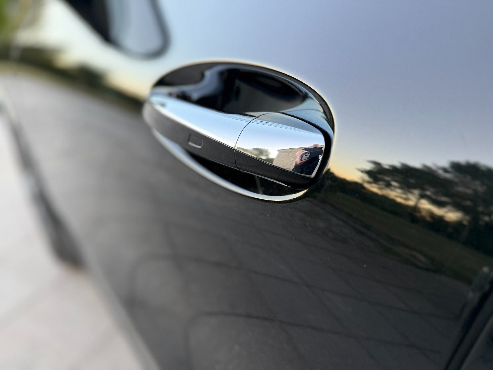 Sort Mercedes EQA250+ fra 2025