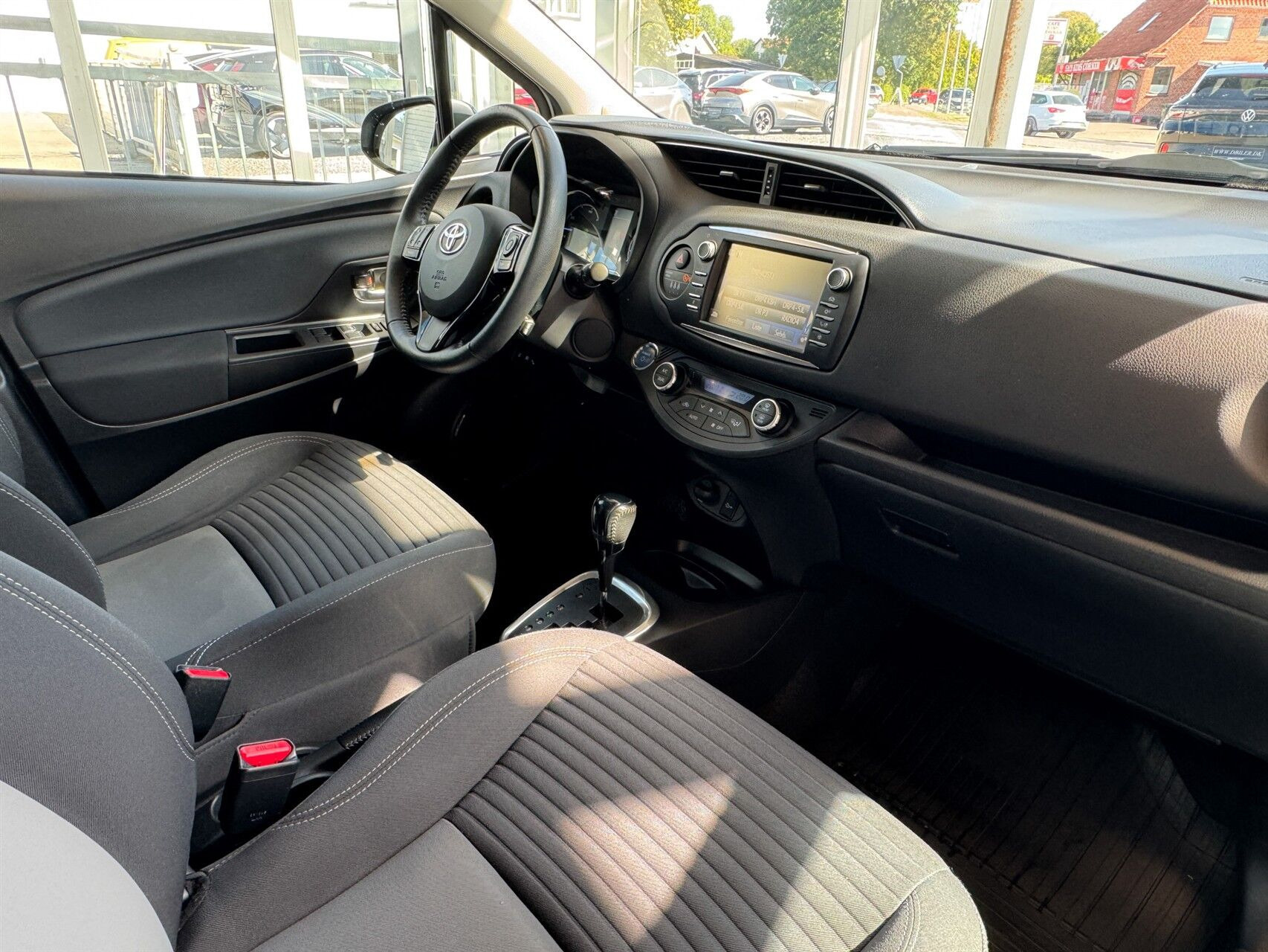 undefined Toyota Yaris fra 2018