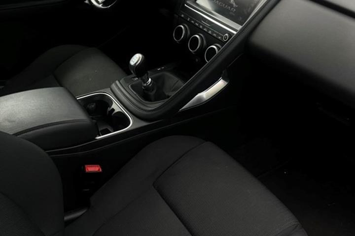 undefined Jaguar E-Pace fra 2018