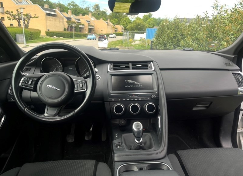 undefined Jaguar E-Pace fra 2018