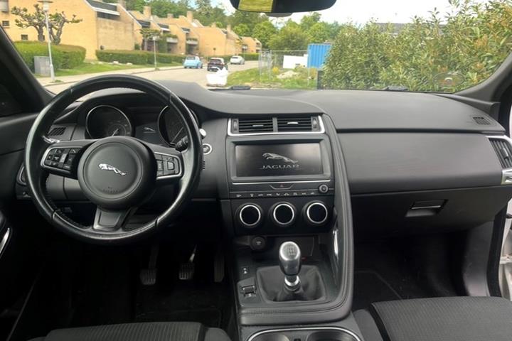 undefined Jaguar E-Pace fra 2018