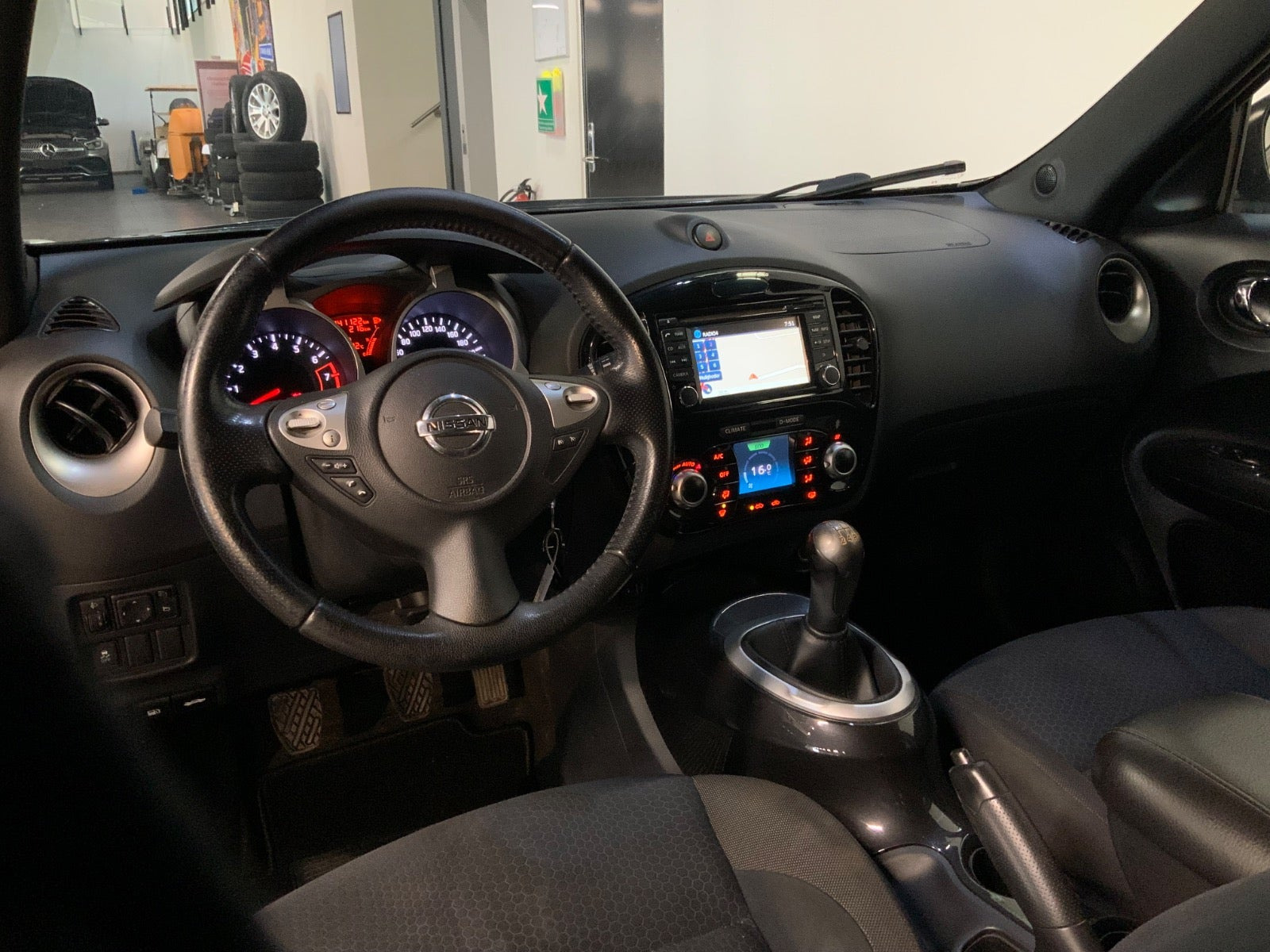 Sort Nissan Juke fra 2011