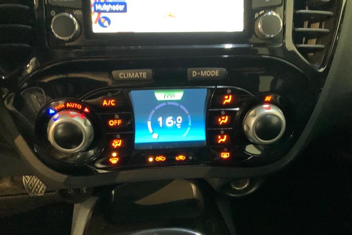 Sort Nissan Juke fra 2011