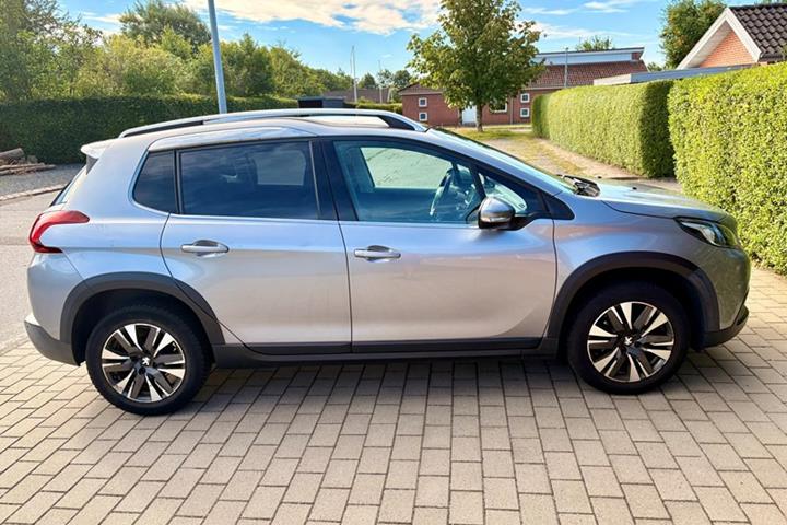 undefined Peugeot 2008 fra 2018