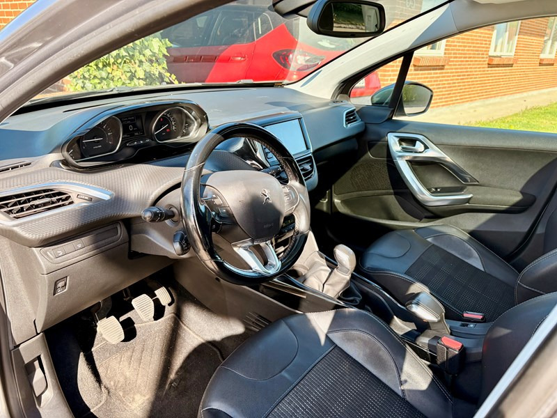 undefined Peugeot 2008 fra 2018