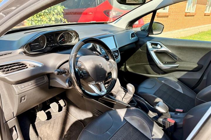 undefined Peugeot 2008 fra 2018