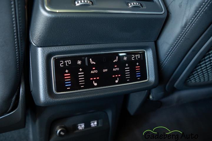 Sort Audi e-tron fra 2020