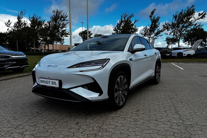 Hvid BYD Sealion 7 fra 2025