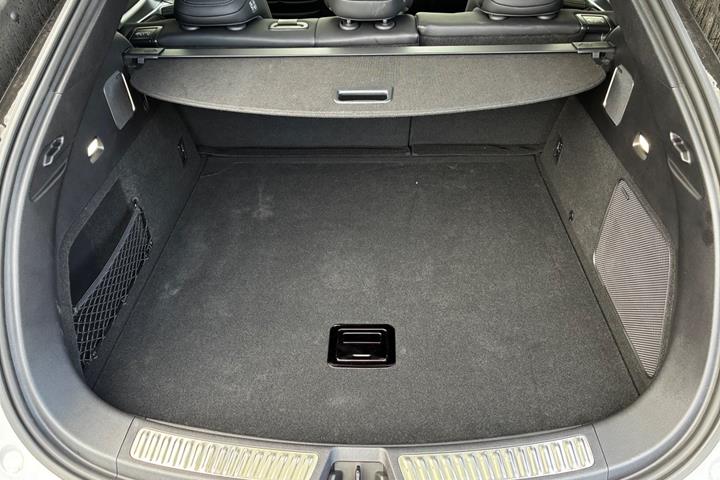 Hvid BYD Sealion 7 fra 2025