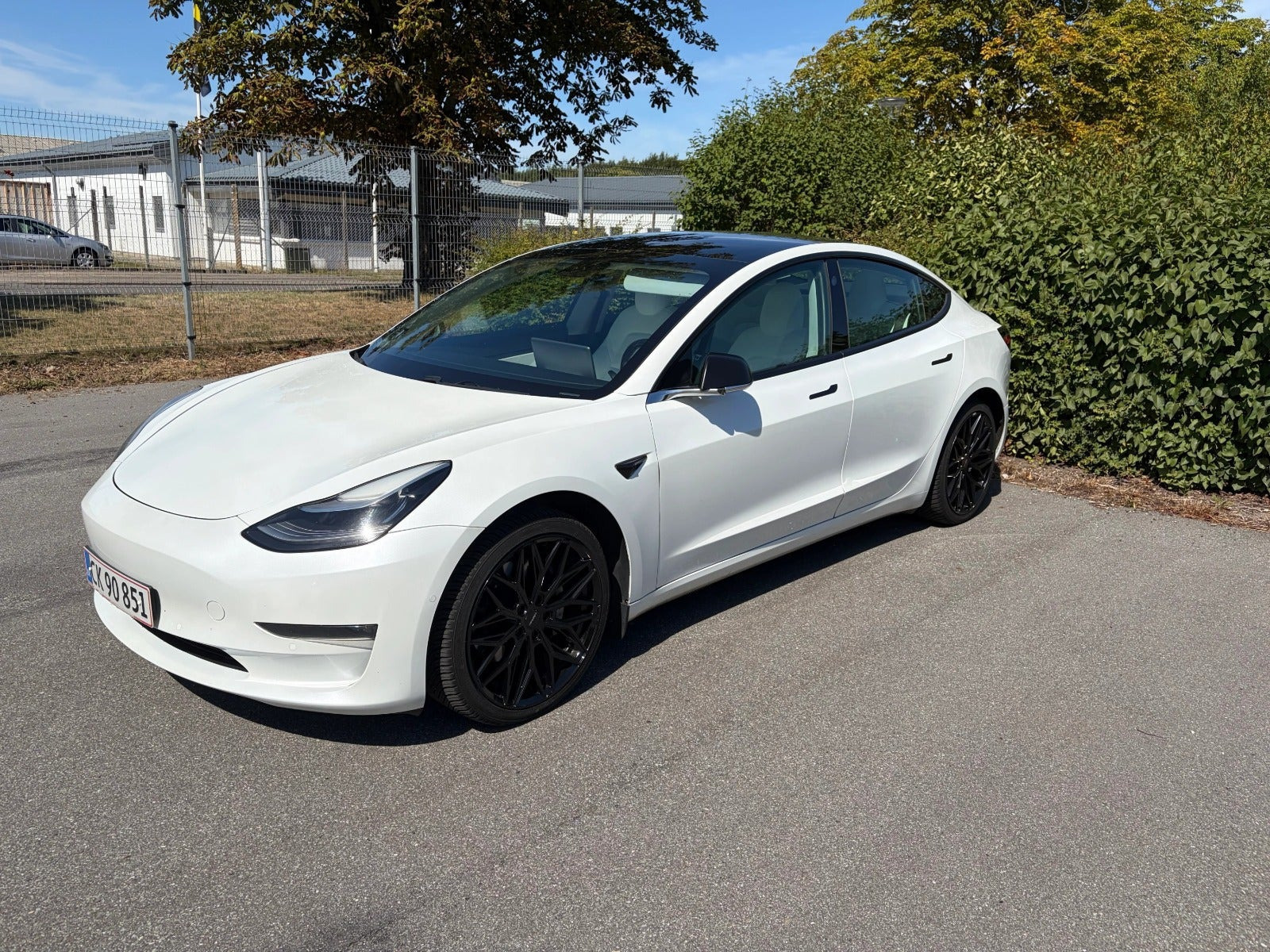 Tesla Model 3 Long Range AWD
