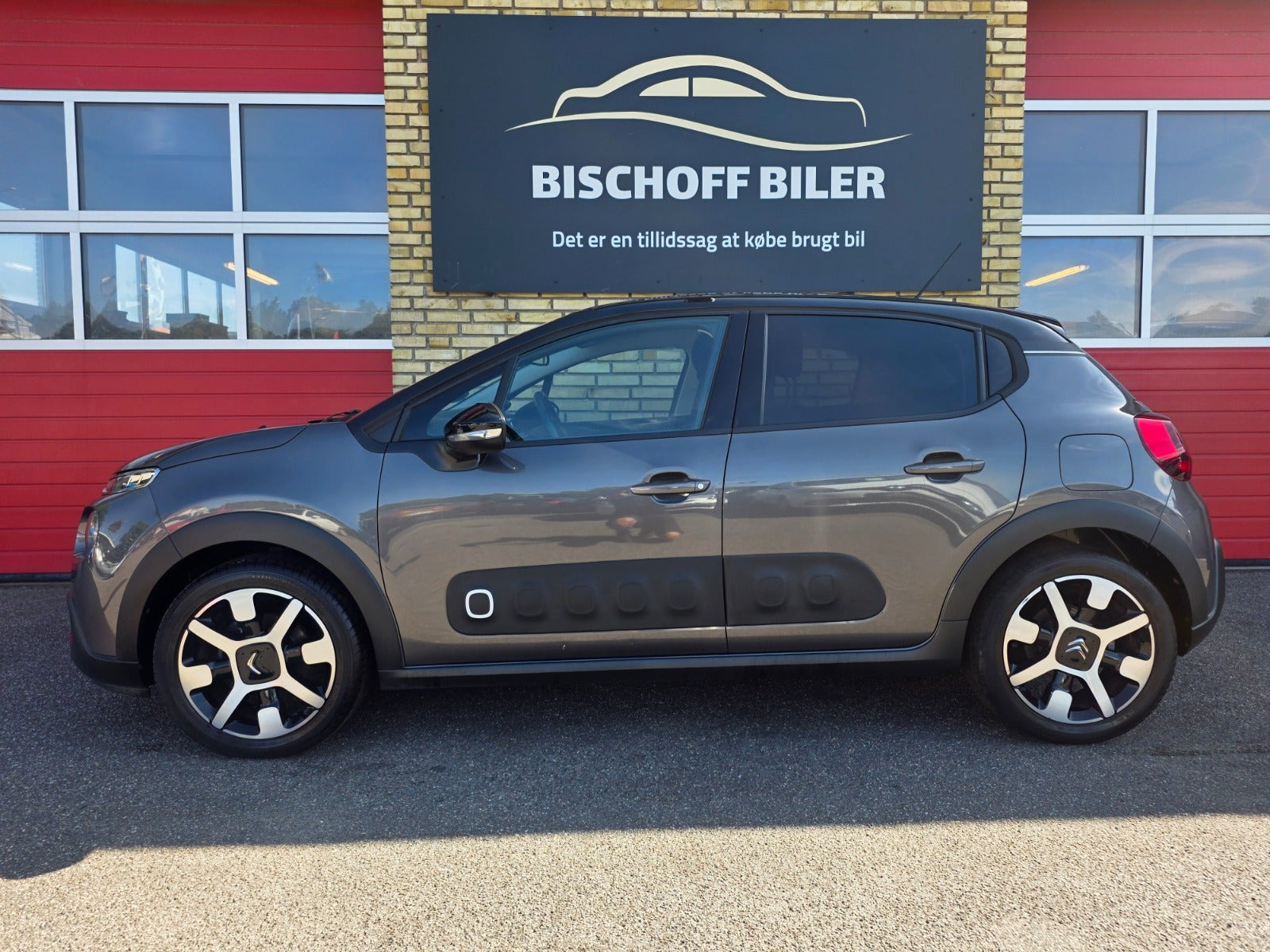 Grå Citroën C3 fra 2019