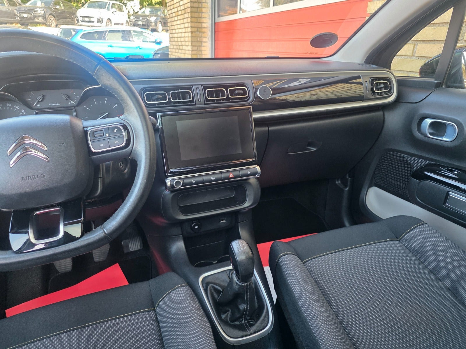 Grå Citroën C3 fra 2019