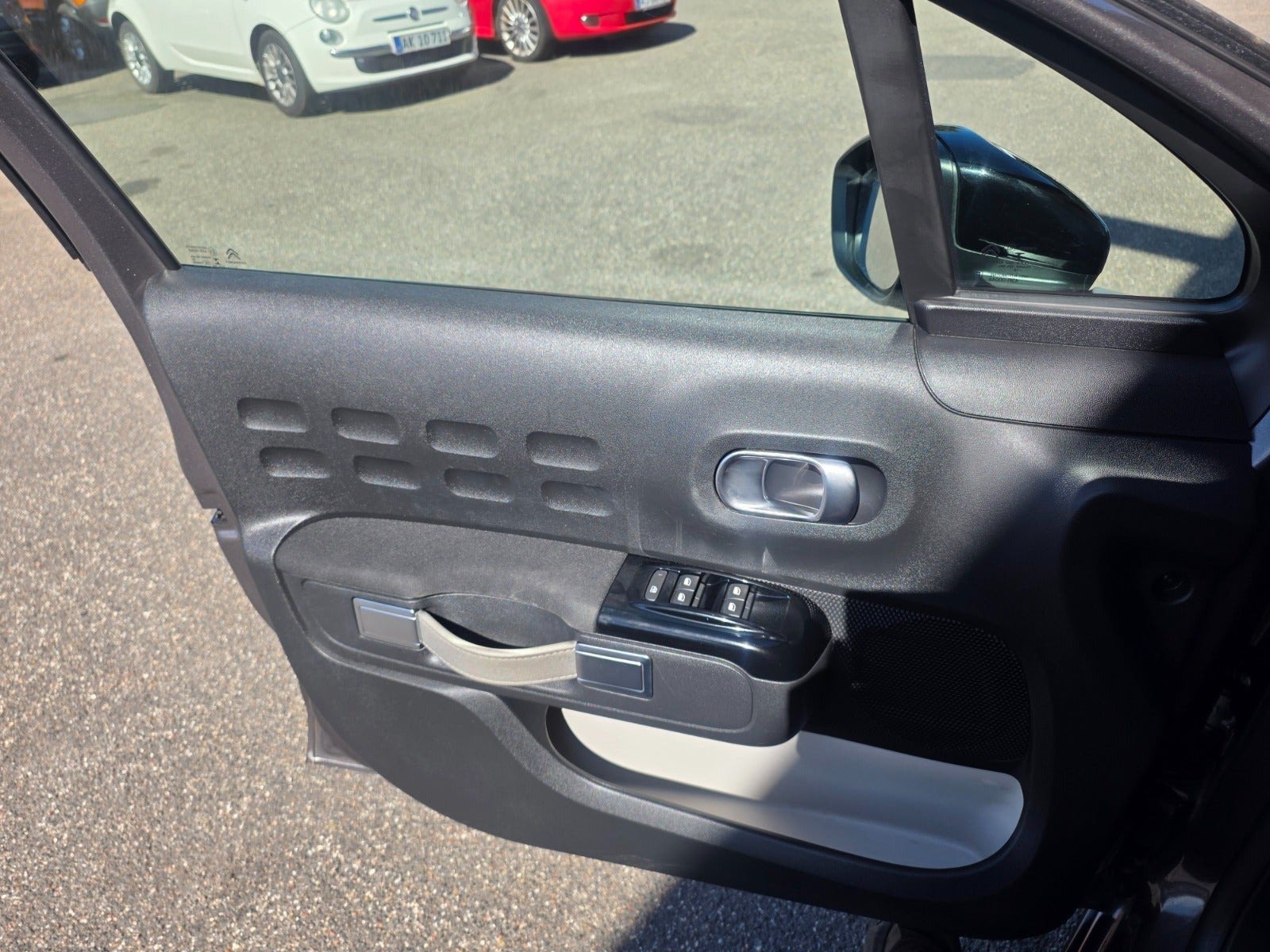 Grå Citroën C3 fra 2019