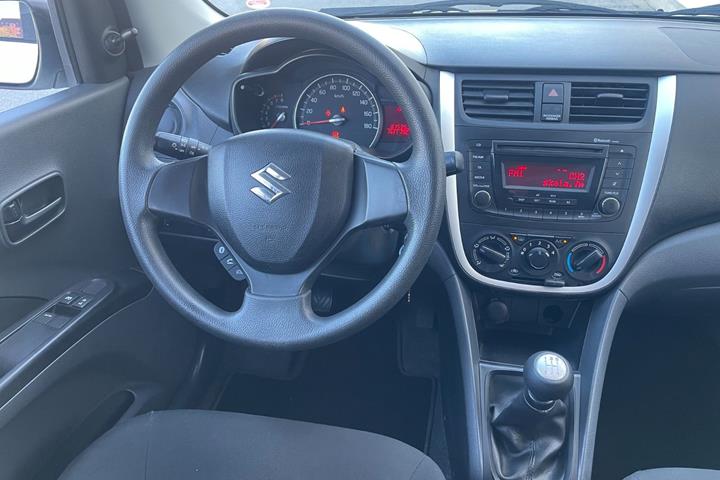 Hvid Suzuki Celerio fra 2016
