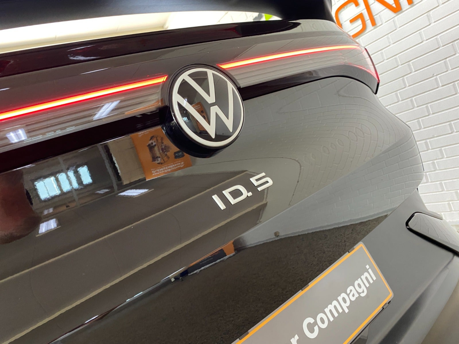 Sort VW ID.5 fra 2023