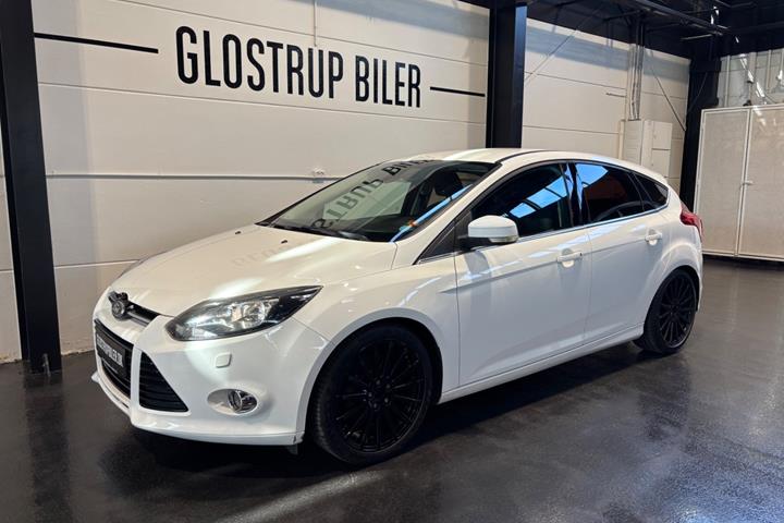 Hvid Ford Focus fra 2012