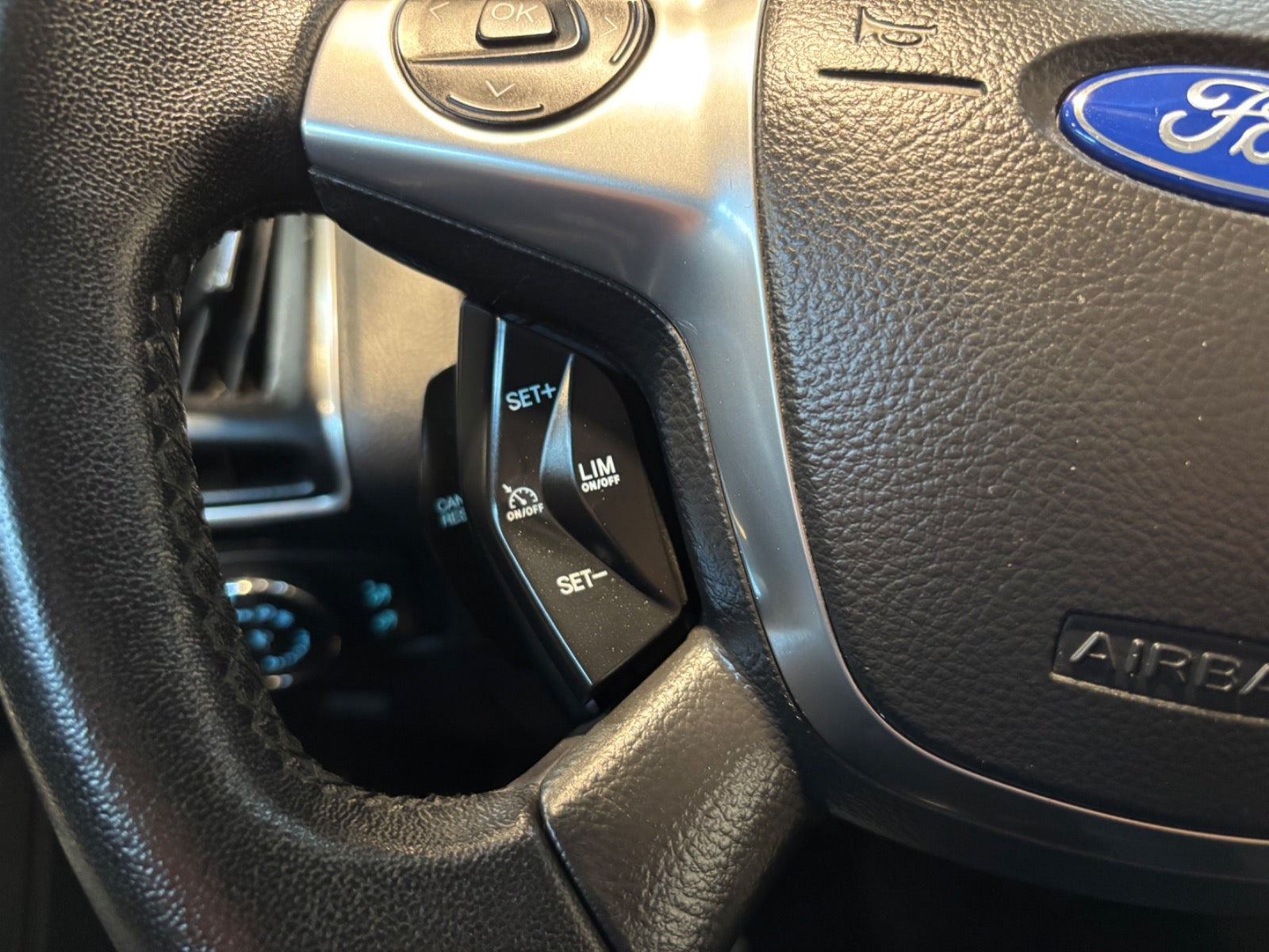 Hvid Ford Focus fra 2012