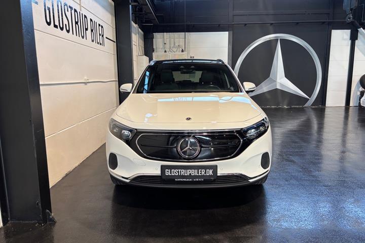 Hvid Mercedes EQA250 fra 2021