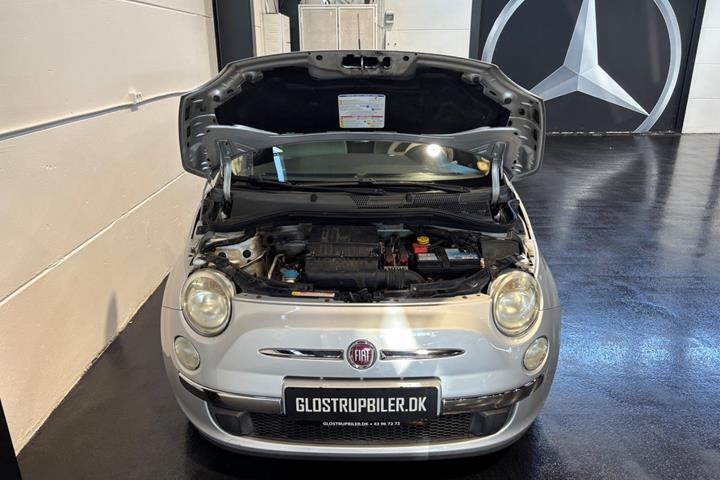 Hvid Fiat 500 fra 2011