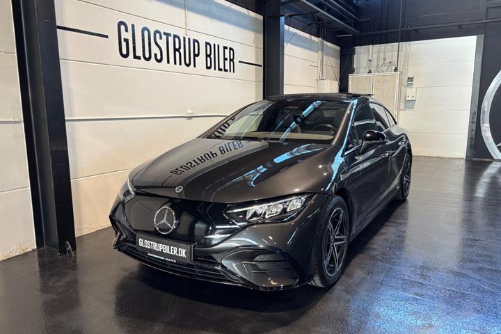 Grå Mercedes EQE350+ fra 2022