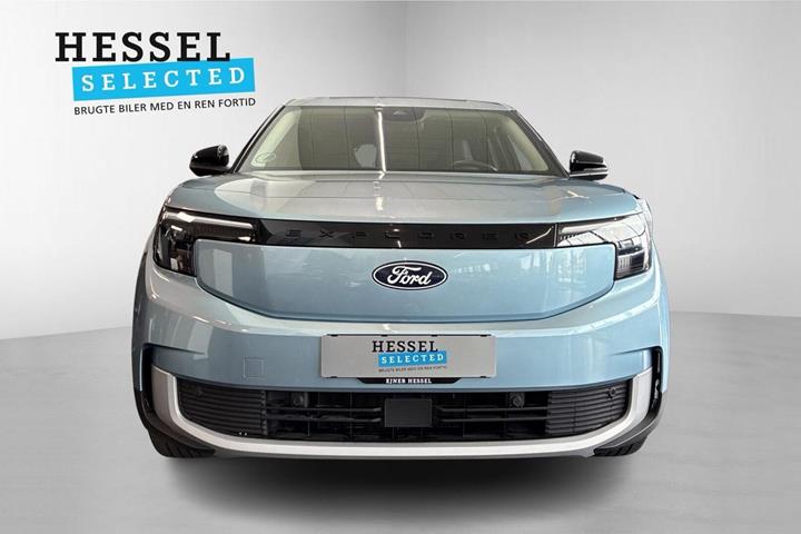 Blå Ford Explorer fra 2024