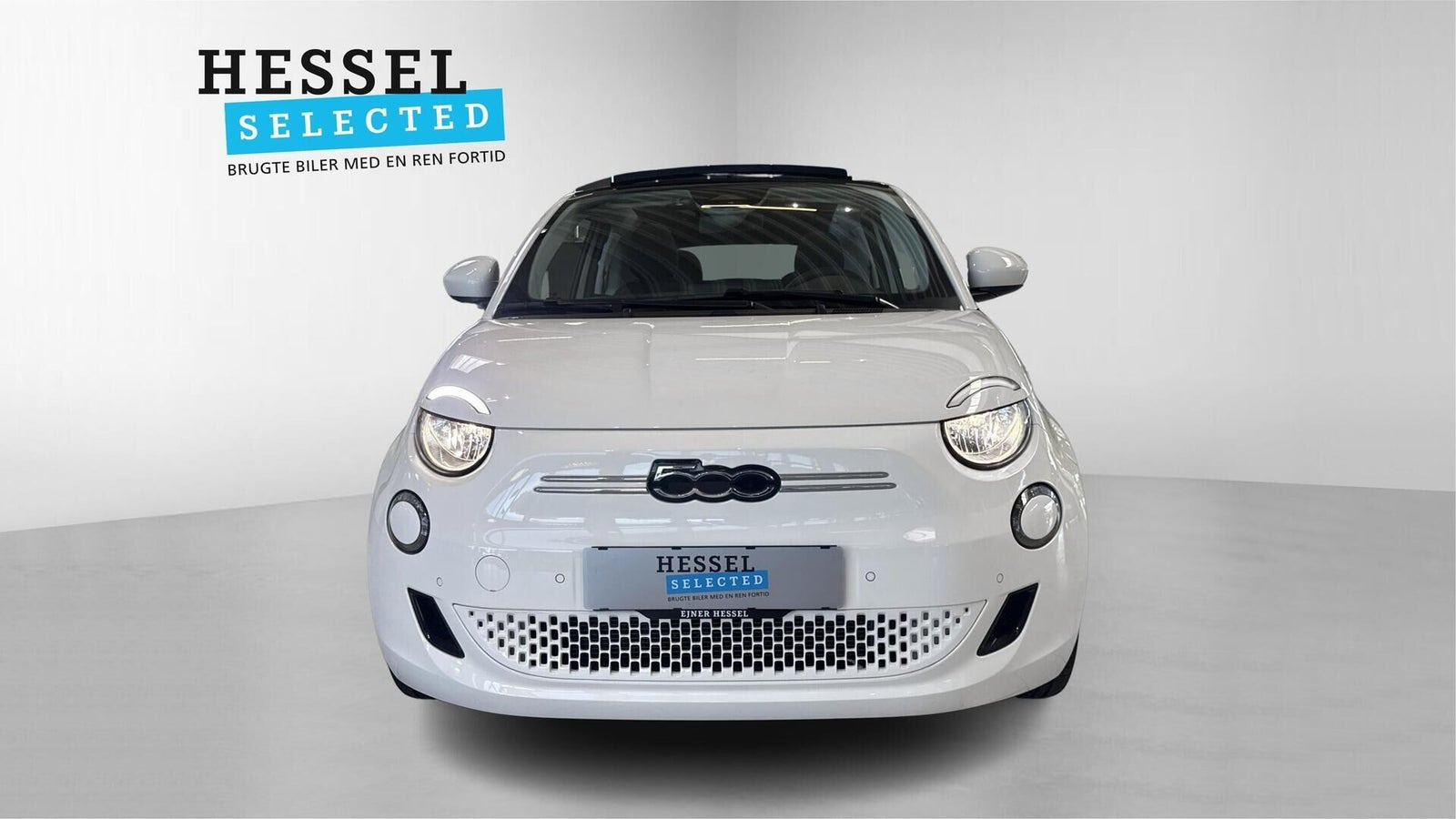 Hvid Fiat 500e fra 2023