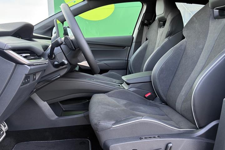 Grå Skoda Elroq fra 2027