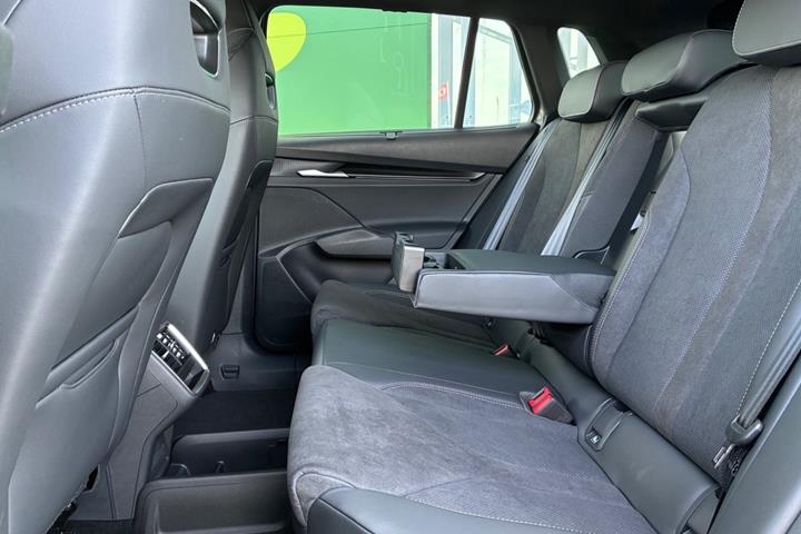 Grå Skoda Elroq fra 2027