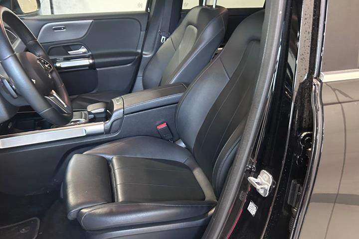 undefined Mercedes EQB250+ fra 2023