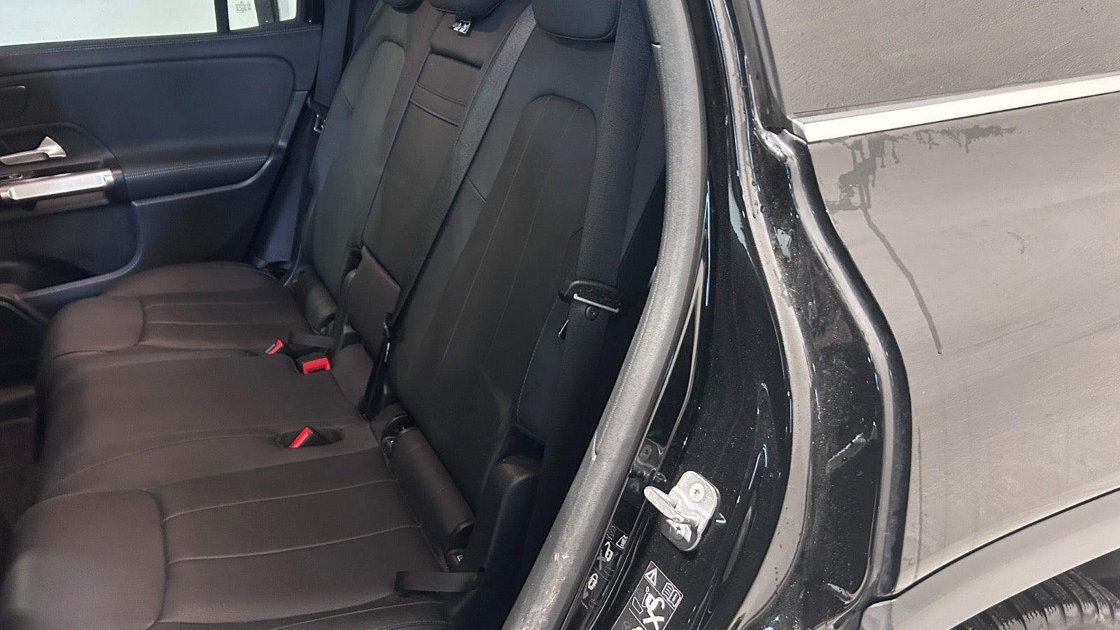 undefined Mercedes EQB250+ fra 2023