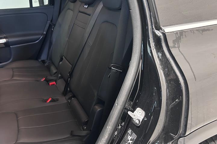 undefined Mercedes EQB250+ fra 2023