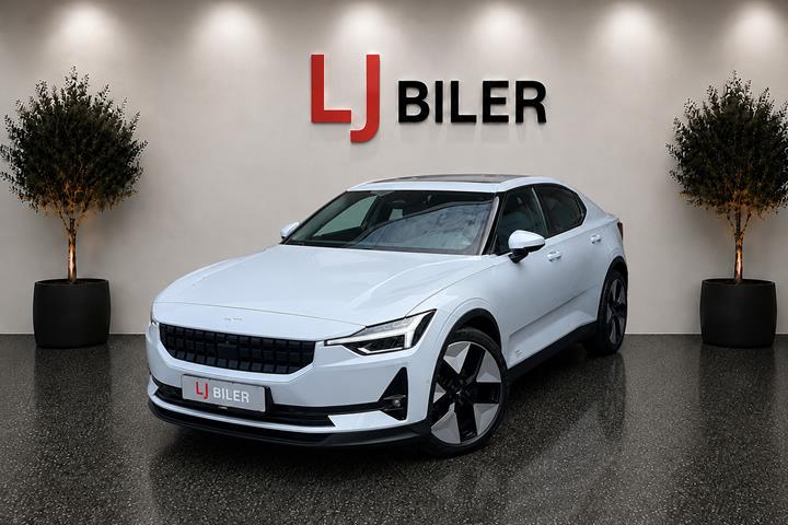 Hvid Polestar 2 fra 2023 set udefra