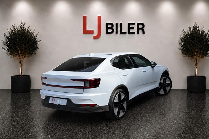 Hvid Polestar 2 fra 2023