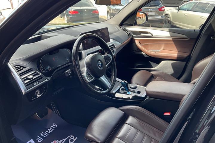 Sort BMW iX3 fra 2022