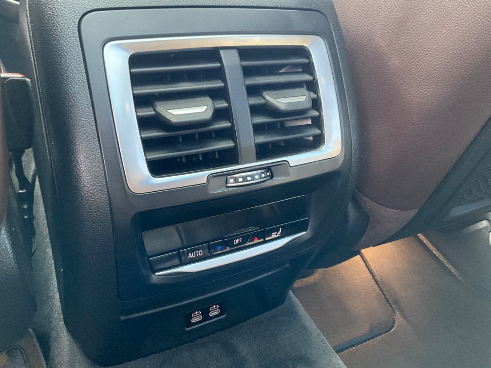 Sort BMW iX3 fra 2022
