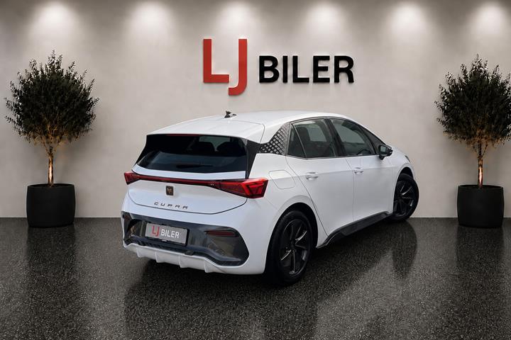 Hvid Cupra Born fra 2022
