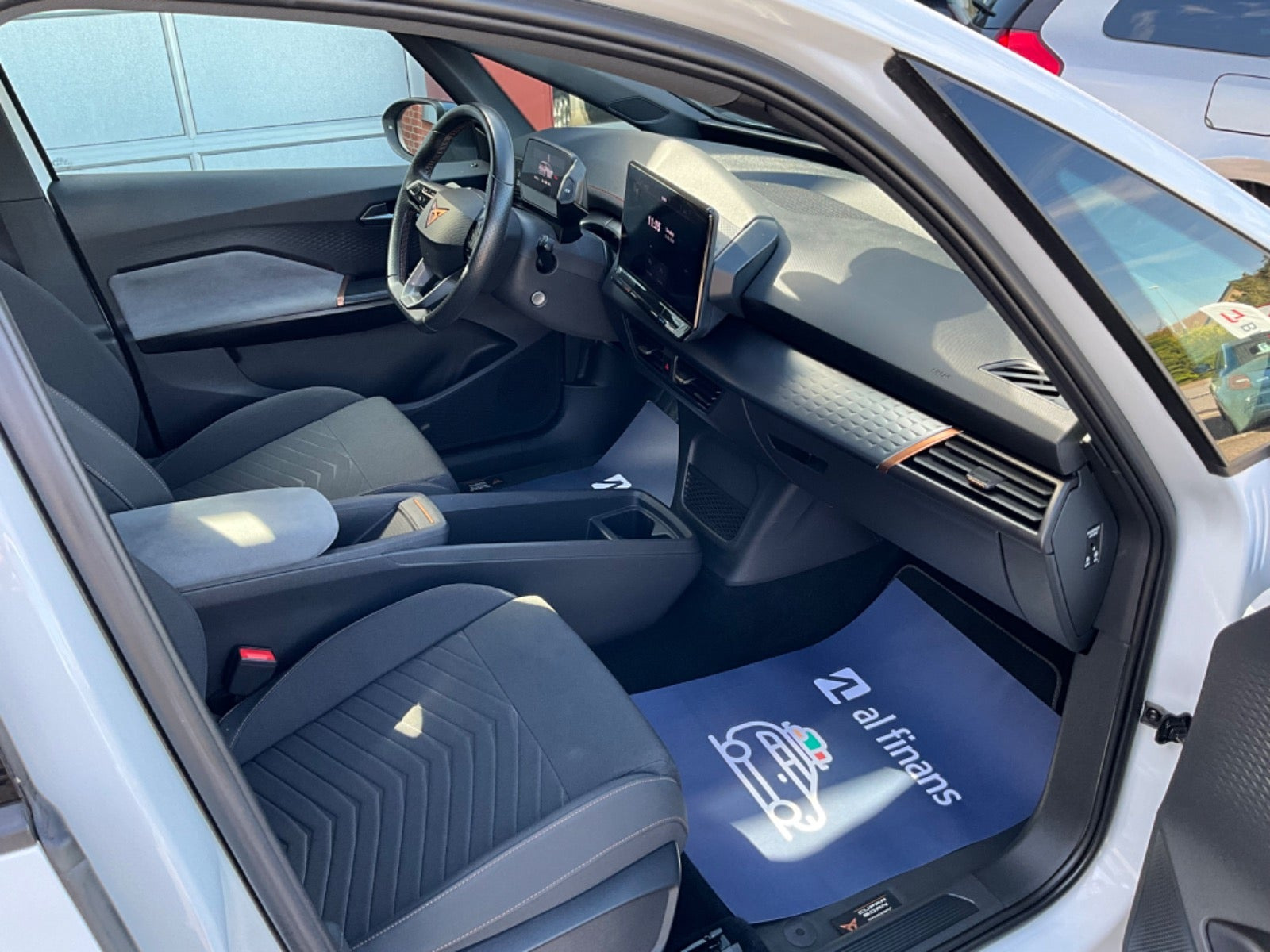 Hvid Cupra Born fra 2022