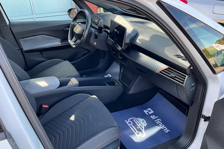 Hvid Cupra Born fra 2022