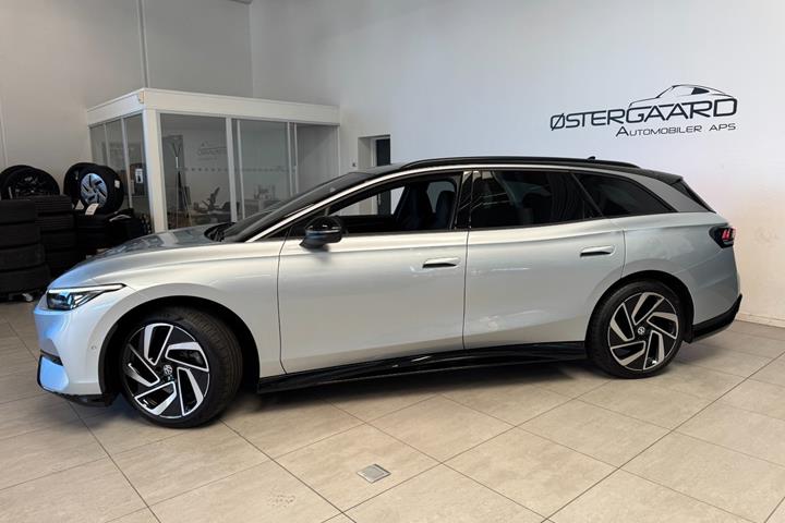 Sølv VW ID.7 fra 2025