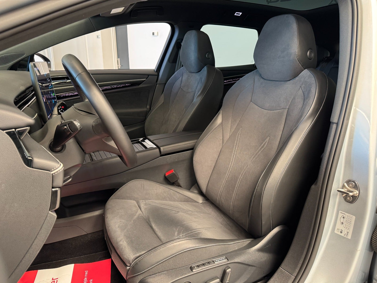 Sølv VW ID.7 fra 2025